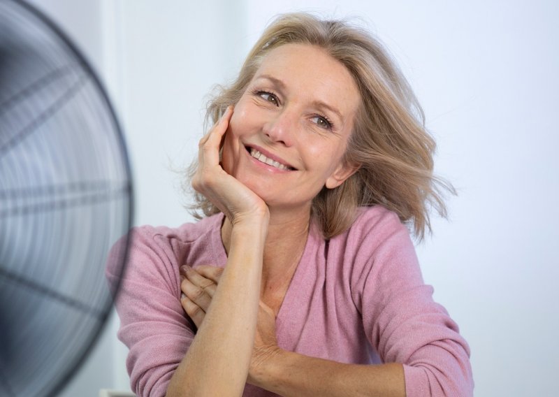 Razbijamo najčešće mitove: Kad zapravo počinje menopauza, koji su simptomi perimenopauze i zašto je se ne trebate bojati