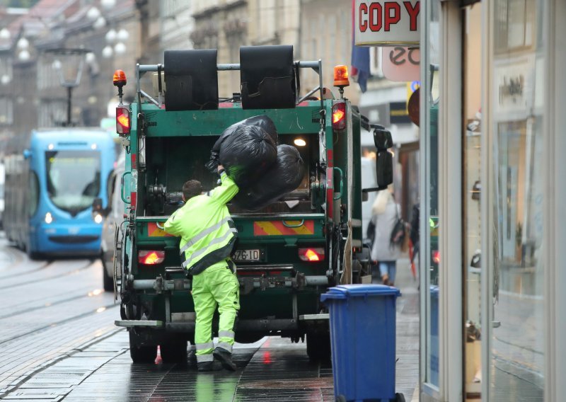 [DOKUMENT] Sindikati Holdinga poručili Upravi: Ne očekujte ni lipu odricanja od materijalnih prava. Tražimo da se zbog inflacije započnu razgovori o povećanju plaća