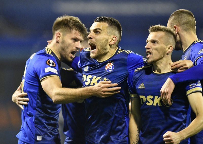 [FOTO] Dinamo zasluženo došao do bitne pobjede! Show Petkovića i golovi Andrića i Šutala približili Modre novom europskom proljeću