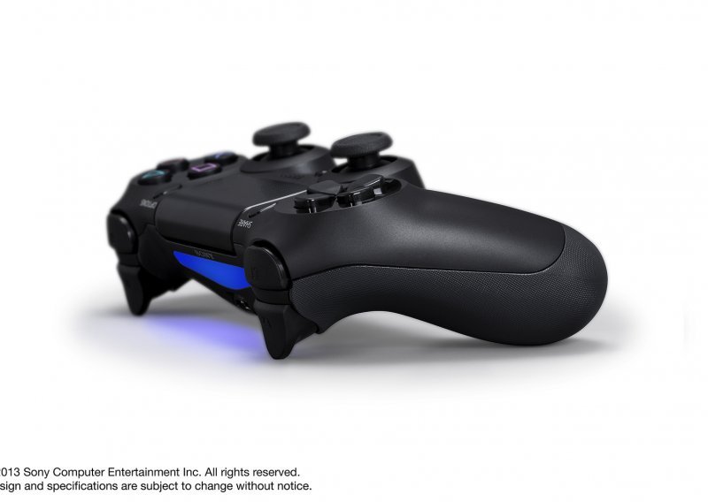 Sony na predstavljanju PlayStationa 4 propustio predstaviti – konzolu