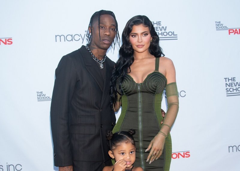 Tko je Travis Scott? Megapopularni reper ljubi Kylie Jenner, a postao je vijest dana nakon što je na njegovom koncertu poginulo osmero ljudi