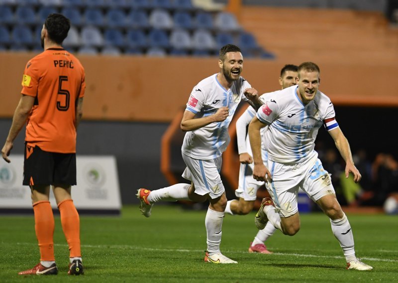 [VIDEO/FOTO] Rijeka pokorila Šubićevac i preuzela vrh HT Prve lige; Hrvoje Smolčić zabio naljepši pogodak glavom koji smo dosad vidjeli ove sezone