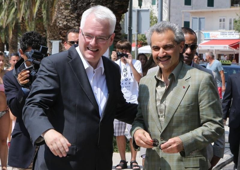 Josipović: Kad princ vidi Makarsku iz helikoptera odmah će ulagati