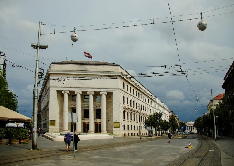 Dobit banaka u prvih devet mjeseci 59,3 posto veća nego lani