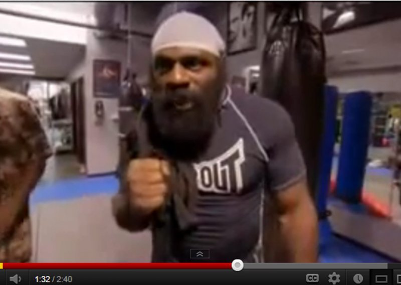 Kimbo Slice nokautom do nove pobjede