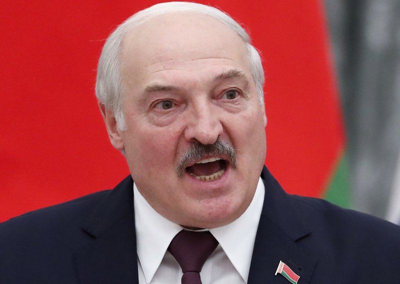 Lukašenko prijeti obustavom plina Europi zbog migranata: 'Neka Poljaci, Litvanci i drugi bez mozga promisle prije nego progovore'