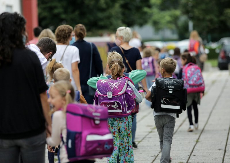 Vukovar: Škole kojima je osnivač županija same biraju model pohađanja nastave