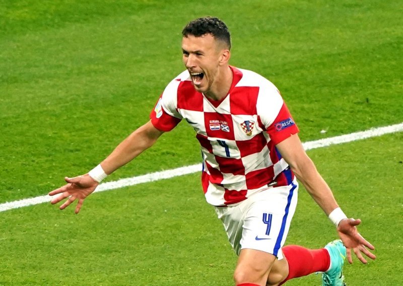 Ivan Perišić ovom je sjajnom gestom oduševio sve; stotinjak malih nogometaša cijeli će život pamtiti nedjelju koja je pred nama