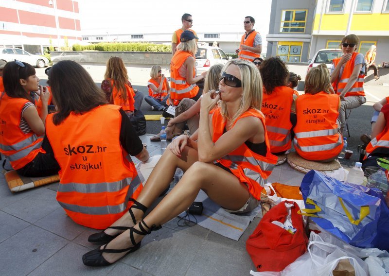 Piloti i stjuardese žele prekinuti štrajk