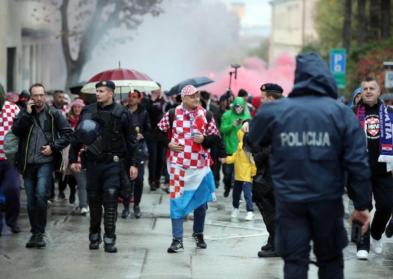 Karin: Od 300 testiranih navijača, šest ih je pozitivno