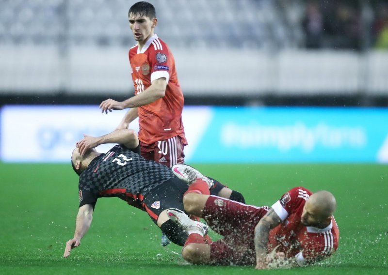 Ruski mediji svašta su pisali o razlozima poraza na Poljudu; jedan njihov reprezentativac za njih je heroj, a neki su bili brutalno iskreni što se igračima sigurno nije dopalo