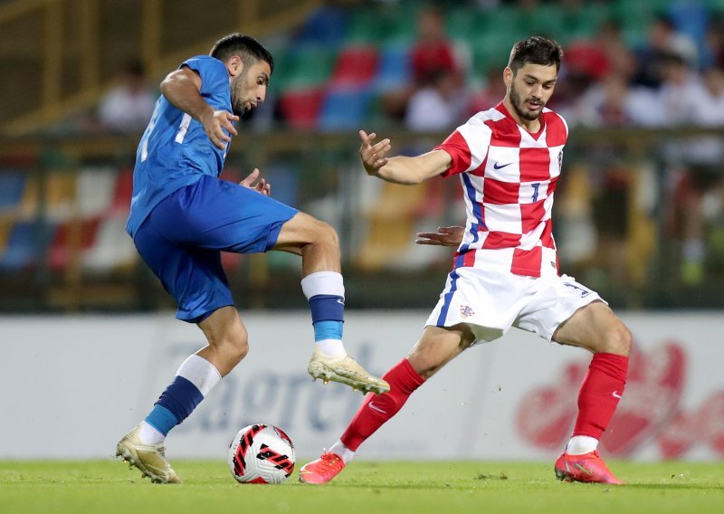 Mladi hrvatski nogometaši, kod najvećeg konkurenta u borbi za Euro, žele nastaviti savršeni pobjednički niz