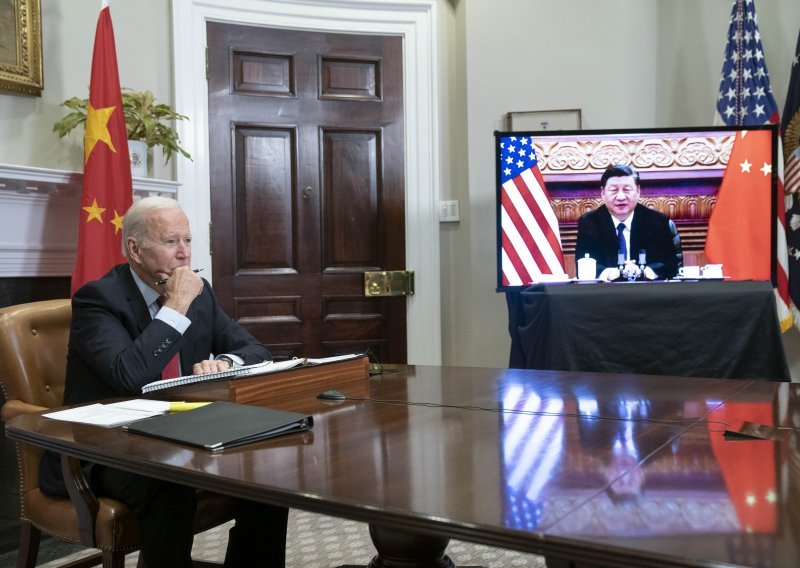 Ključni virtualni sastanak: Biden i Jinping razgovarali više od tri sata, izrazili zabrinutost zbog niza spornih područja