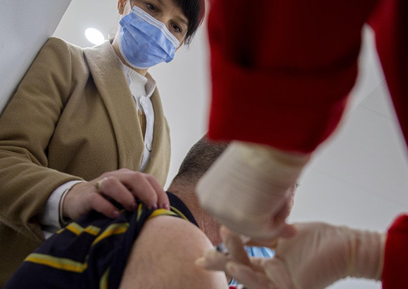U Hrvatskoj 1031 novi slučaj zaraze koronavirusom; preminulo 67 osoba