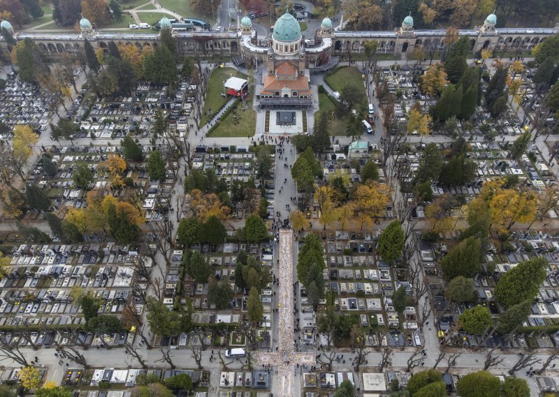 Nova pravila: Na pogreb u Zagrebu od danas samo uz covid potvrde