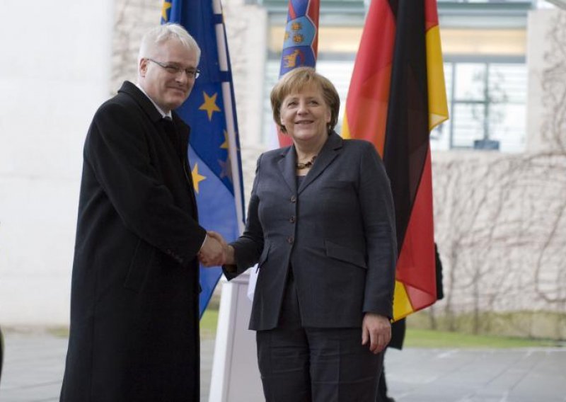 Croatian president holds talks with German chancellor