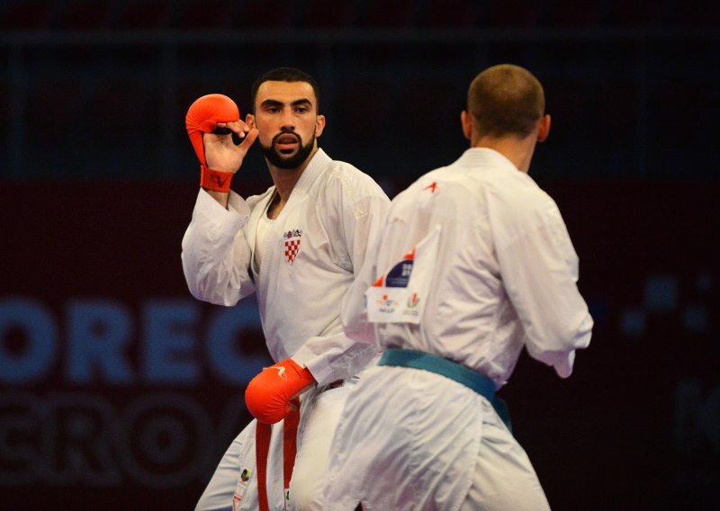 Prvog dana svjetskog prvenstva u karateu dvoje hrvatskih predstavnika izborilo borbe za brončana odličja