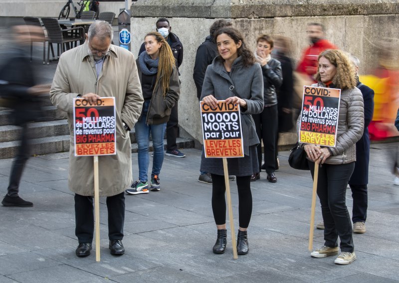 Švicarski birači spremni podržati vladin plan odgovora na covid-19