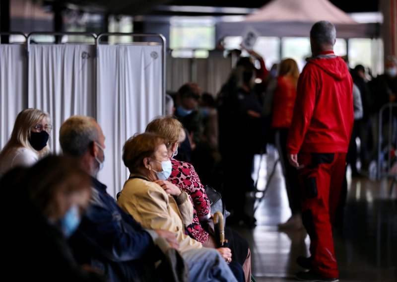 Domaće istraživanje otkrilo nakon koje vrste cjepiva najbrže padaju antitijela