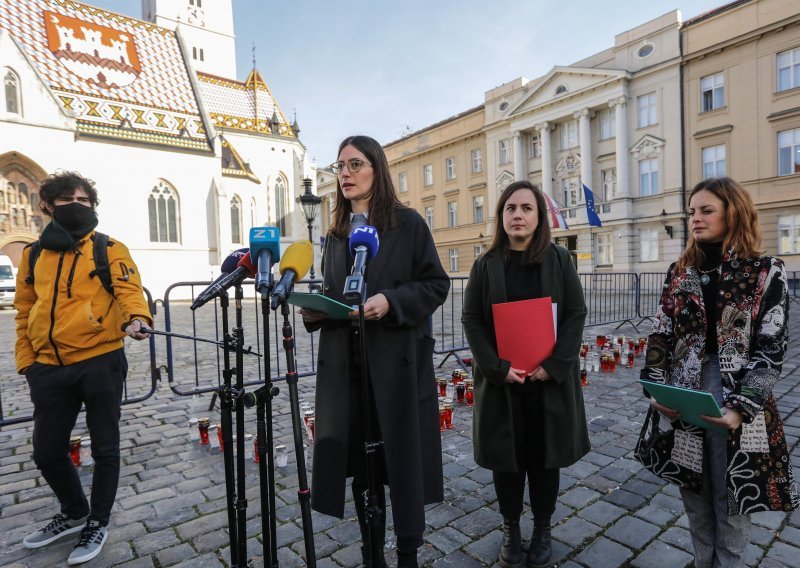 [FOTO/VIDEO] Udruge za ljudska prava od Plenkovića traže smjenu 'odgovornih za smrt male Madine - ravnatelja policije, ministra Božinovića i državne tajnice'