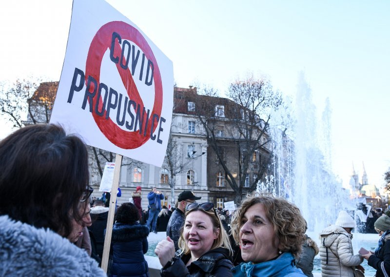 Učiteljima počele stizati opomene pred otkaz