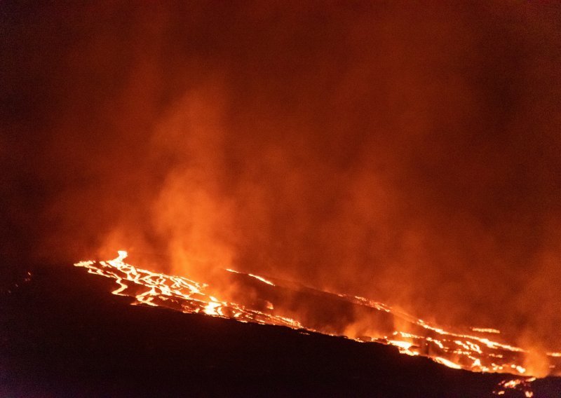 Erupcija na Kanarima: Otkazani letovi na La Palmi