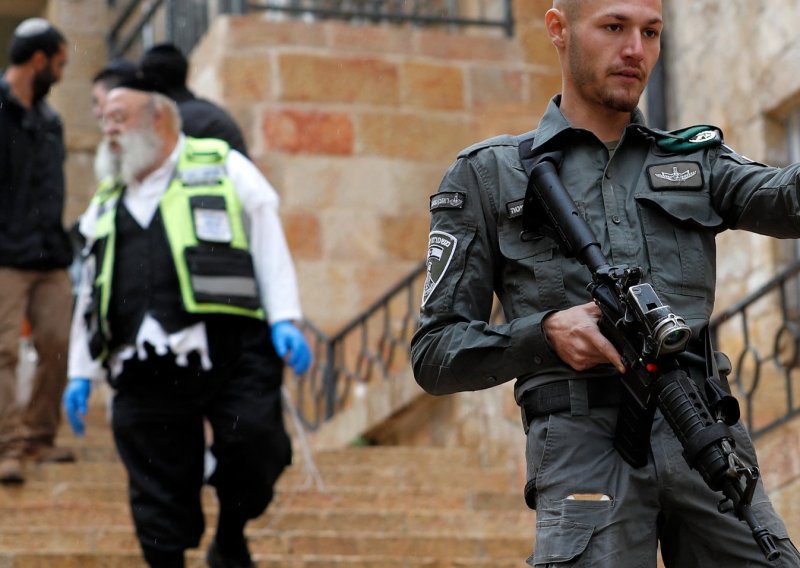 [FOTO] Pripadnik Hamasa ubio jednu i ranio tri osobe u jeruzalemskom Starom gradu