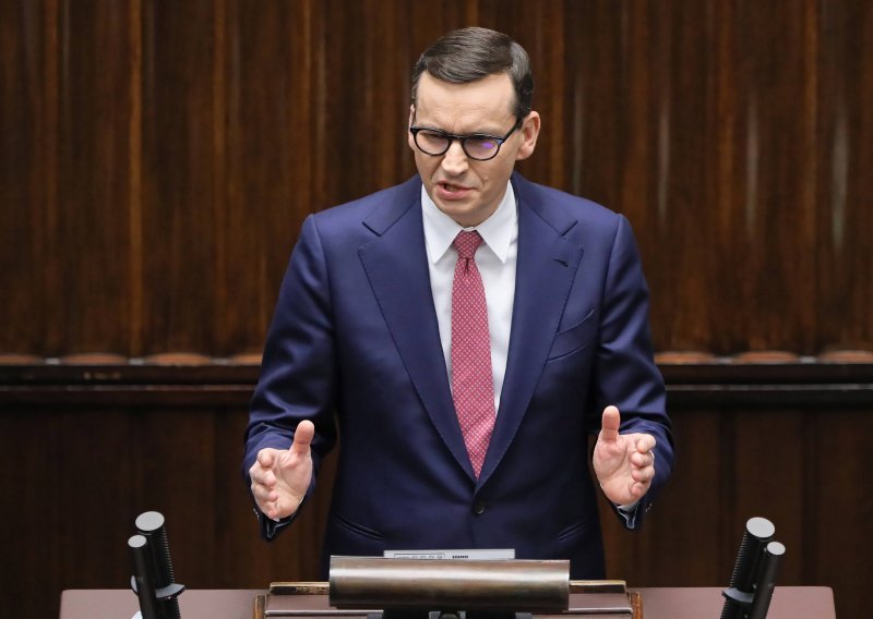 Morawiecki: Migrantska kriza najgori pokušaj destabilizacije Europe od hladnoga rata