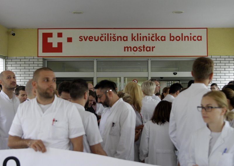 Epidemiologinja u Mostaru zaziva policijski sat, bolnica poziva djelatnike da se cijepe