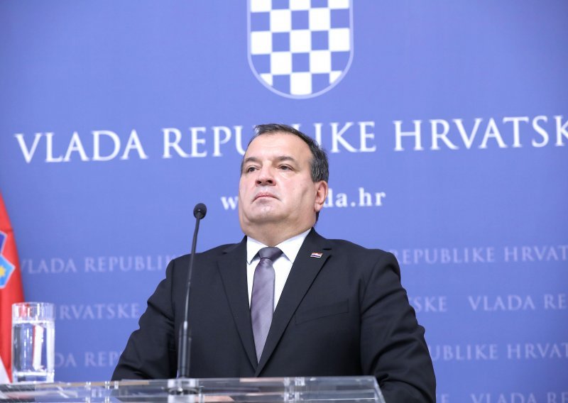 Beroš: Bez obzira na rezultat analize, omikron će se pojaviti u Hrvatskoj