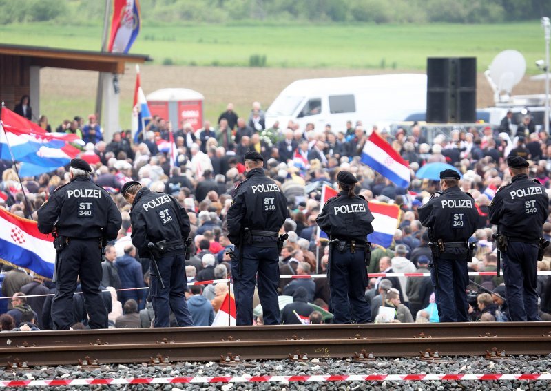 Austrijska vlada dobila preporuku: Trajno zabraniti skup u Bleiburgu!