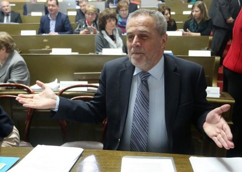 Bandić ponovno najavio 'preslagivanje vlasti'