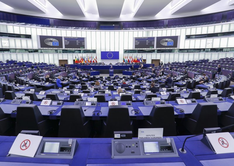 Europski parlament izglasao proračun - prioriteti klima, zdravlje i mladi