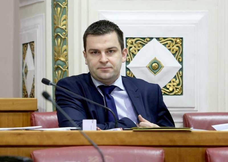 'Čekamo odluku Povjerenstva za spriječavanje sukoba interesa'