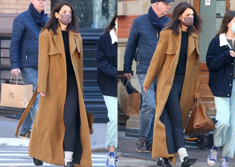 Katie Holmes pokleknula pred jednom od najomraženijih modnih kombinacija