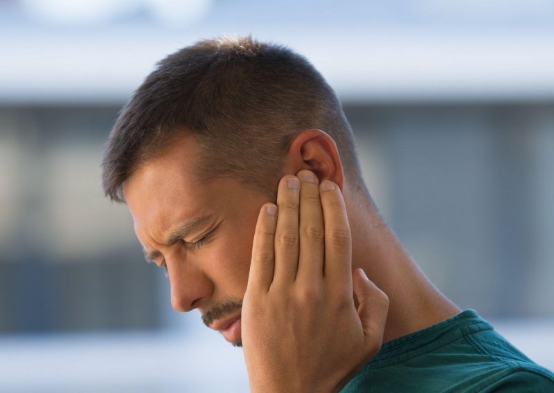 Post-COVID sindrom: Znate li što je COVID uho?