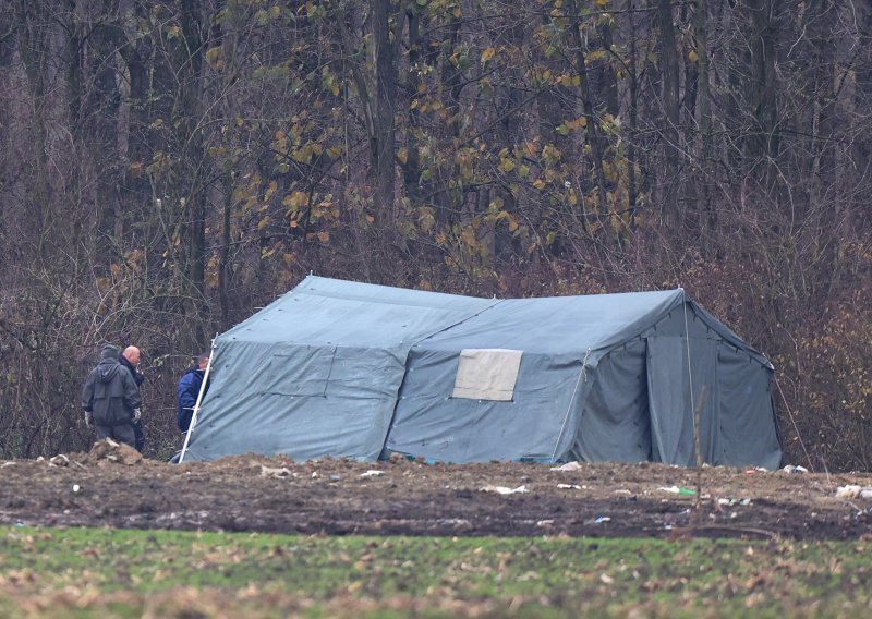 HV angažiran na pretrazi i ekshumacijama iz masovne grobnice kod Bobote