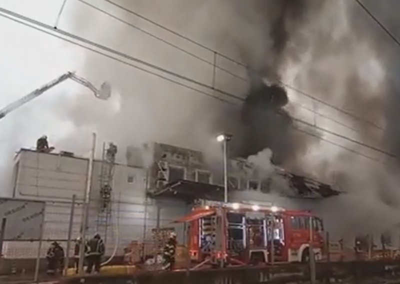 [VIDEO] Velik požar u Ljubljani, na terenu 150 vatrogasaca: Gori skladište u vlasništvu hrvatskog državljanina?