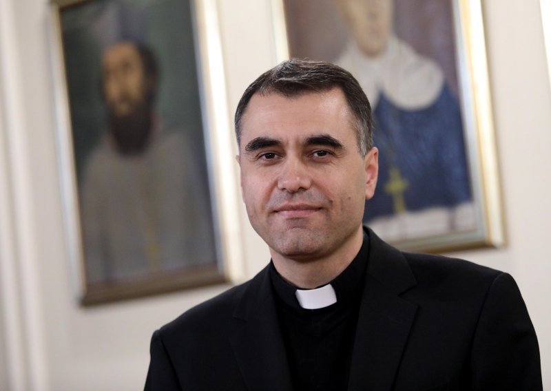 [FOTO] Don Roko Glasnović novi dubrovački biskup