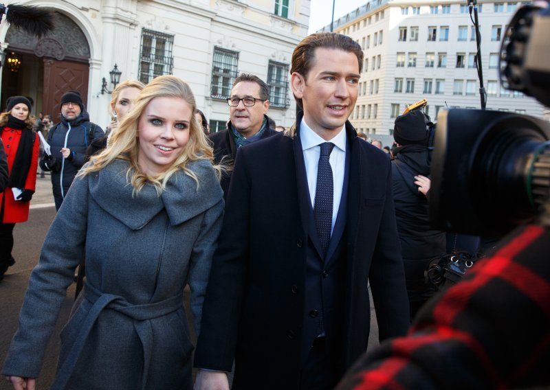 [VIDEO] Sebastian Kurz potvrdio odlazak iz politike: 'Nisam ni svetac ni zločinac, ja sam samo čovjek. Sad idem po bebu u bolnicu'