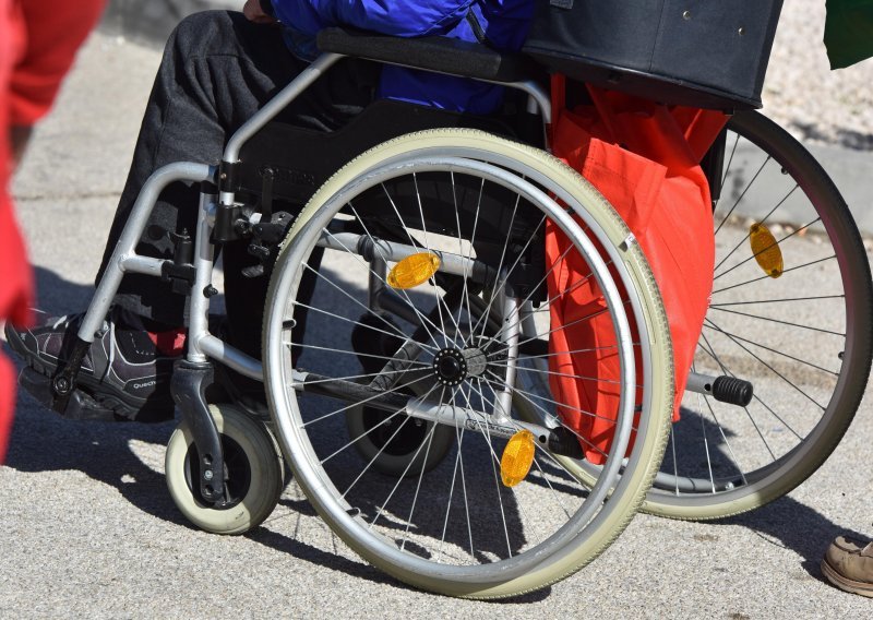 Osobe s invaliditetom nezadovoljne izmjenama zakona i traže sastanak s Plenkovićem