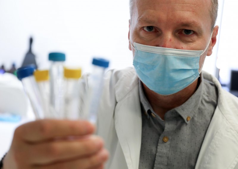 Znanstvenik s Ruđera upozorava: 25 posto brzih antigenskih testova ne detektira visoku razinu virusa
