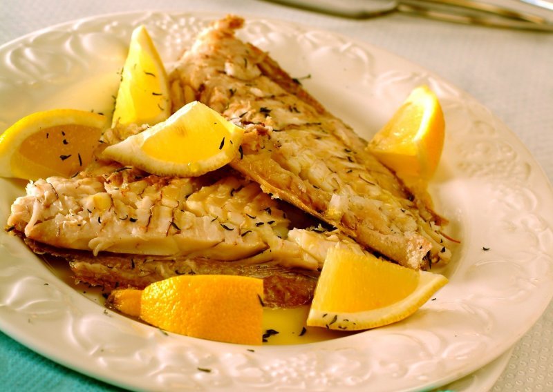 Najjednostavniji i najukusniji recept za pripremu ribe koji će vas oduševiti okusom