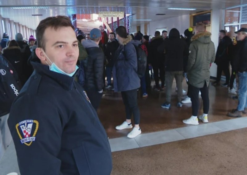 Covid potvrde uvedene za studente Kineziološkog fakulteta; stotinjak studenata ušlo bez njih pa dekan pozvao policiju