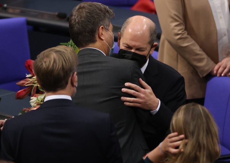 Početak nove ere: Bundestag izabrao Olafa Scholza za njemačkog kancelara