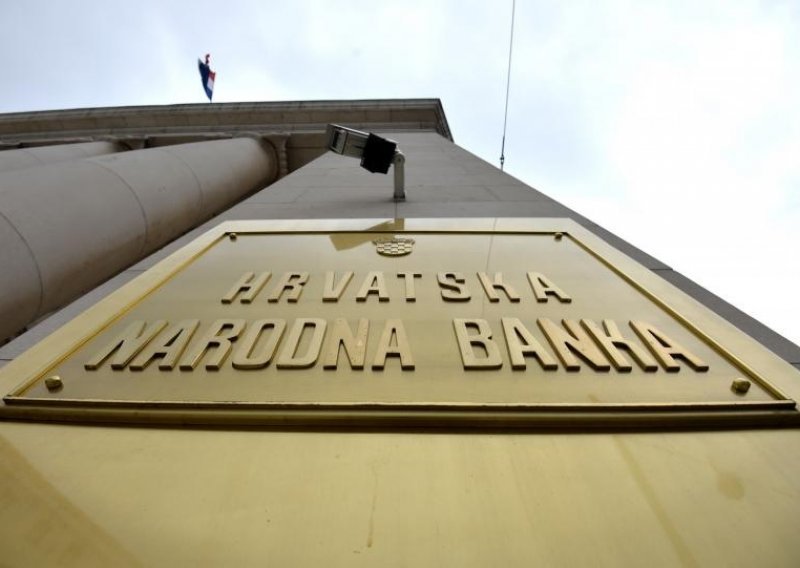 HNB: HPB mora poštovati propise