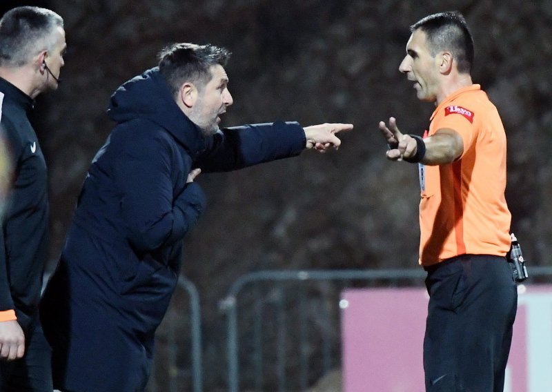 [VIDEO/FOTO] Nenad Bjelica imao se s čime pohvaliti, jer samo je njegovoj momčadi to uspjelo protiv Rijeke