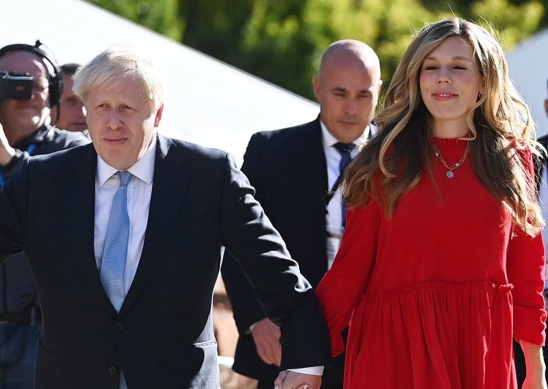 Boris Johnson postao tata sedmi put, supruga Carrie rodila je djevojčicu