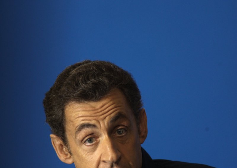 Sarkozyjeva popularnost blizu rekordno niske razine