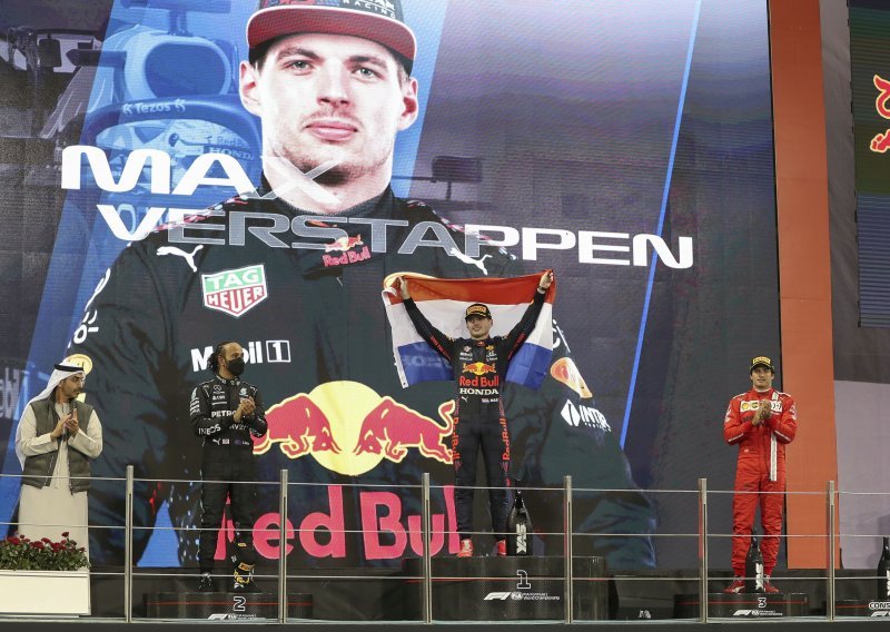 Presretni Max Verstappen priznao da se 'čuda ponekad događaju', a komentirao je i probleme koje je imao s Lewisom Hamiltonom: Imali smo teške trenutke...